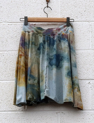 OOAK - Warrior Wanderer Short Skirt  / L / Tissue / Ice Dye (142)