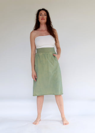 Taproot Below Knee Skirt