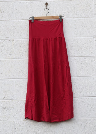 SALE - Simplicity Long Skirt / M / Red / Stretch Fleece (391)