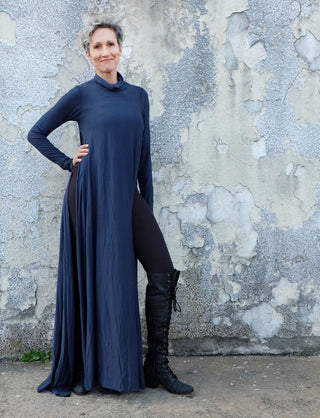 Turtleneck Vented Wanderer Long Dress