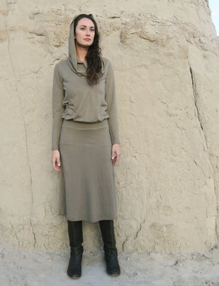 Super Cowl Brooke Banded Simplicity Below Knee Dress